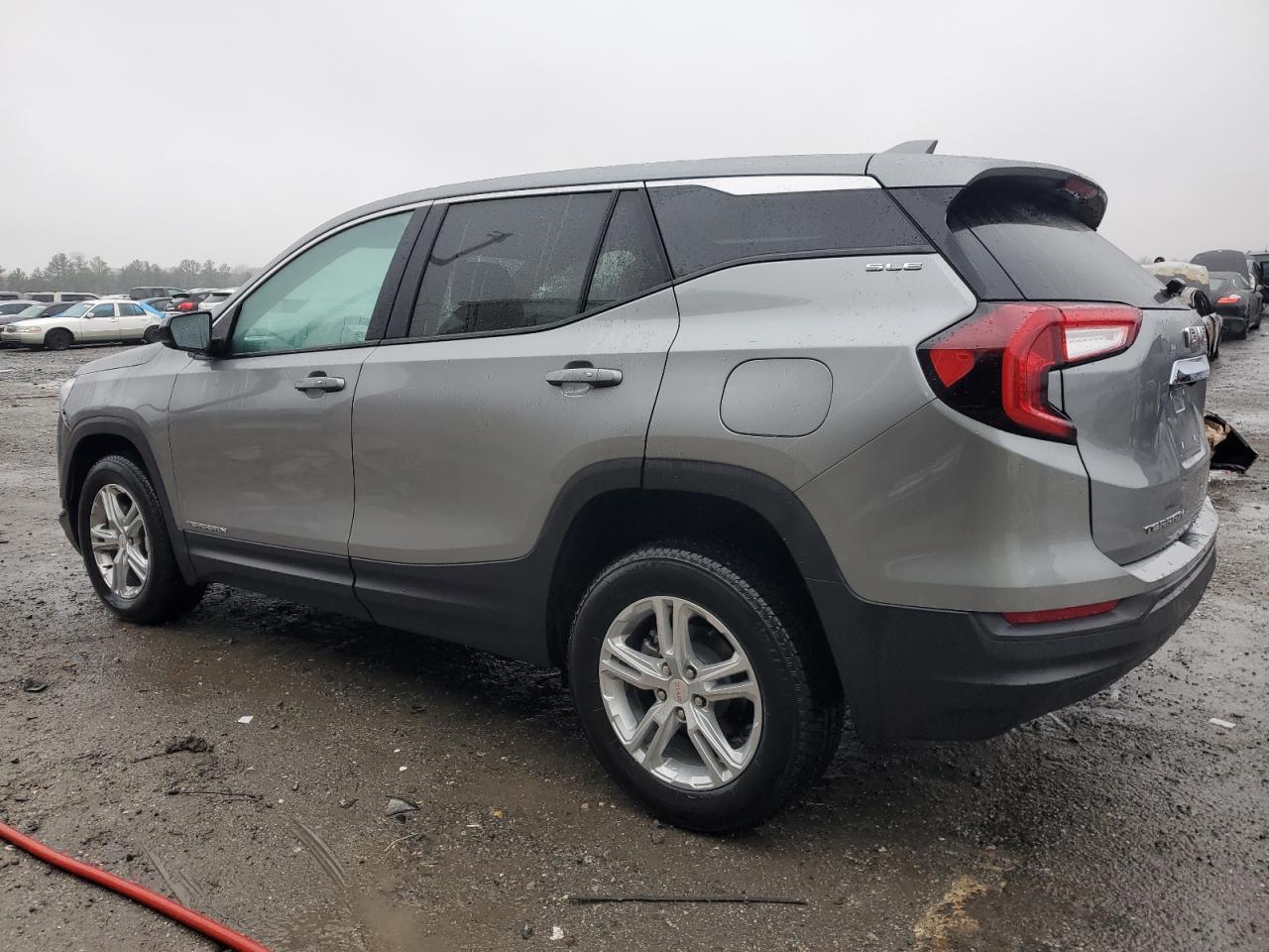 2023 GMC TERRAIN SL - Image 2
