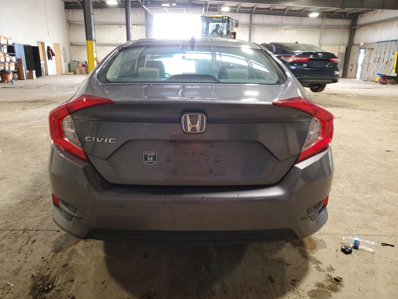2018 HONDA CIVIC EX - Image 6