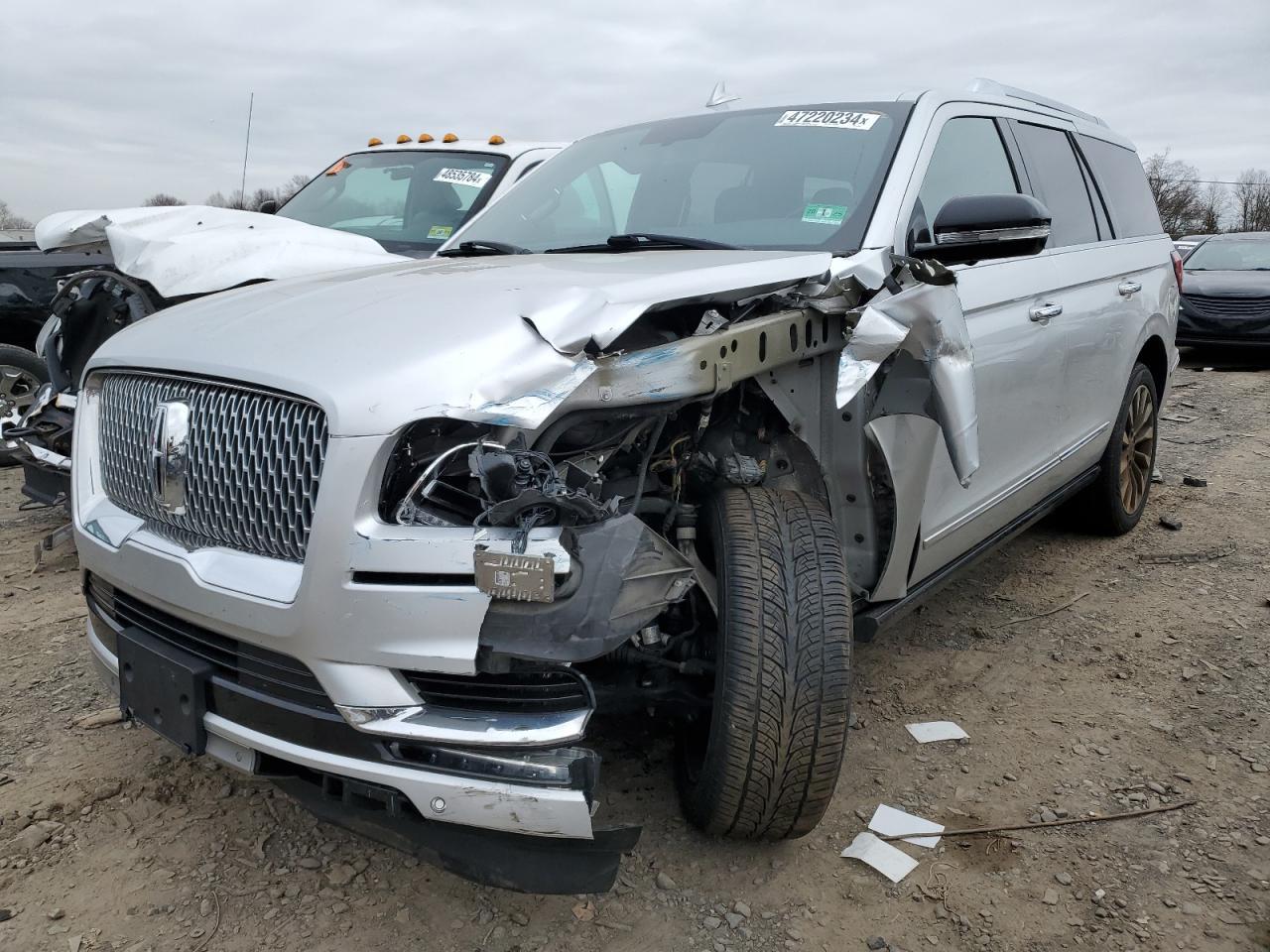 2018 LINCOLN NAVIGATOR car image