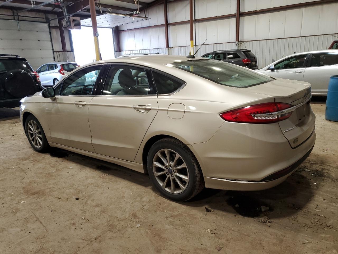 2017 FORD FUSION SE - Фото 2