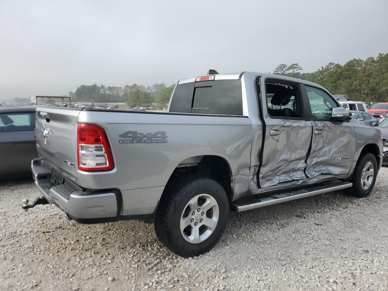 2019 RAM 1500 BIG H - Фото 3