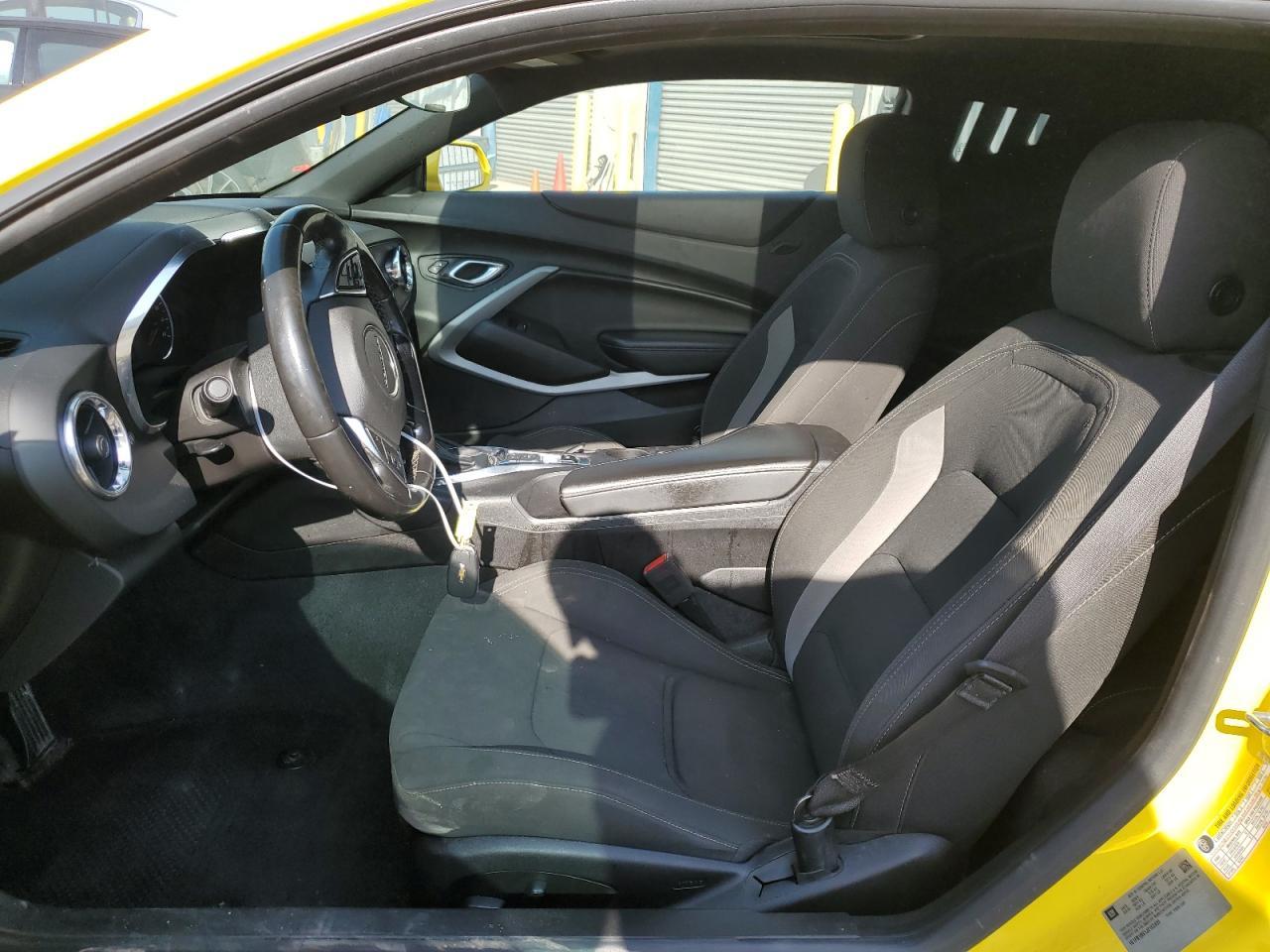 2018 CHEVROLET CAMARO LT - Image 7