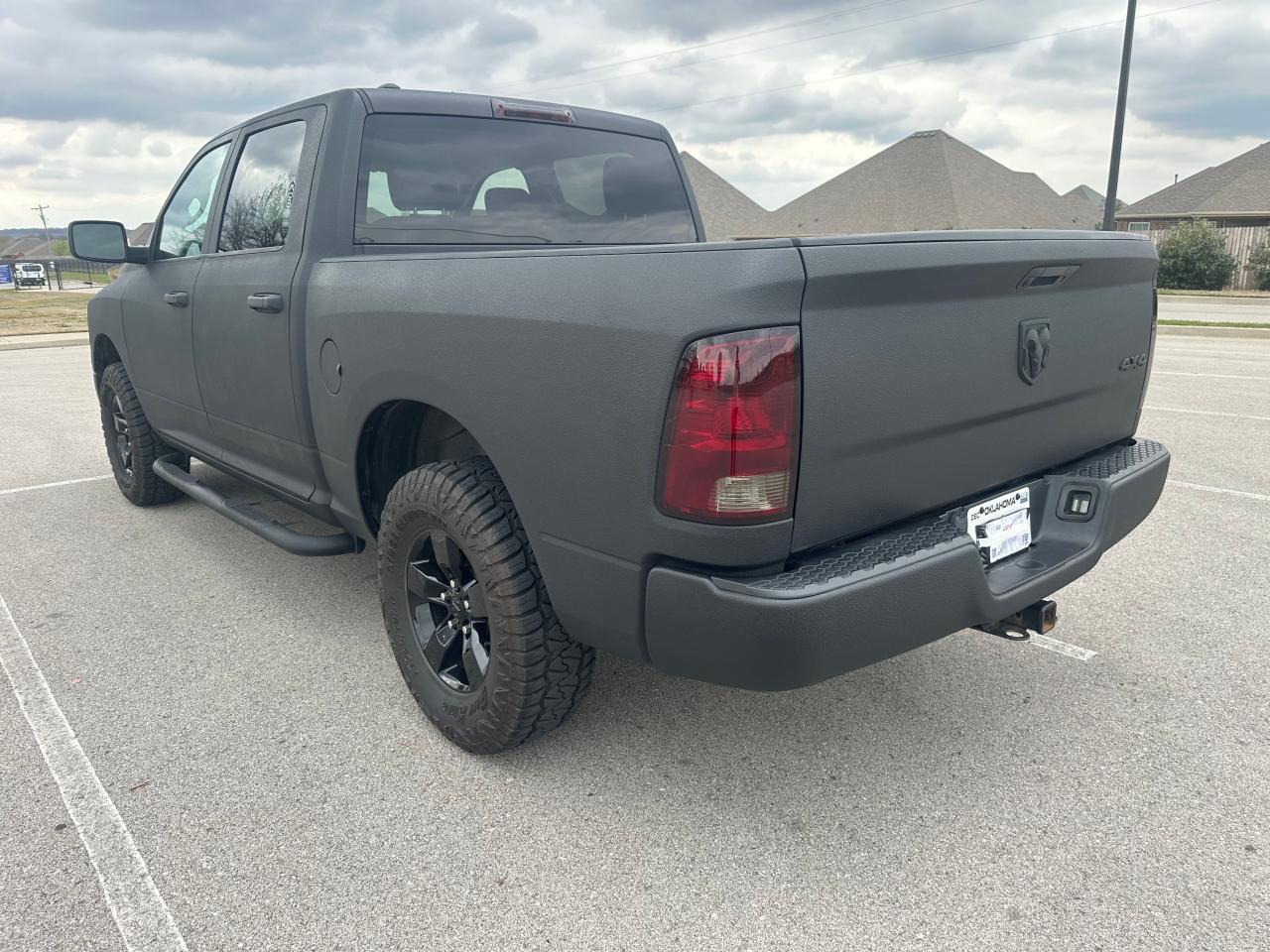 2018 RAM 1500 ST - Image 3