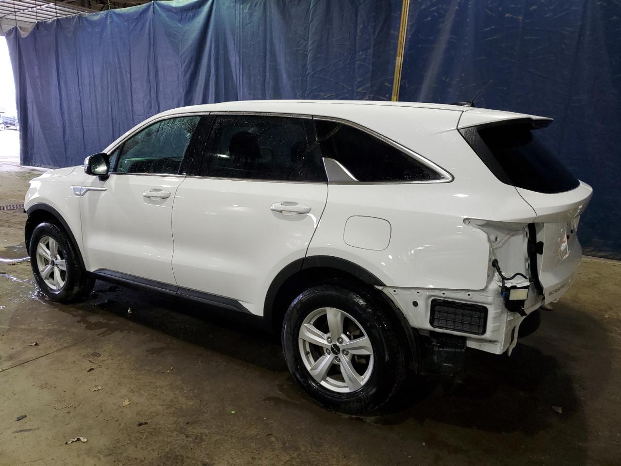 2023 KIA SORENTO LX - Image 2