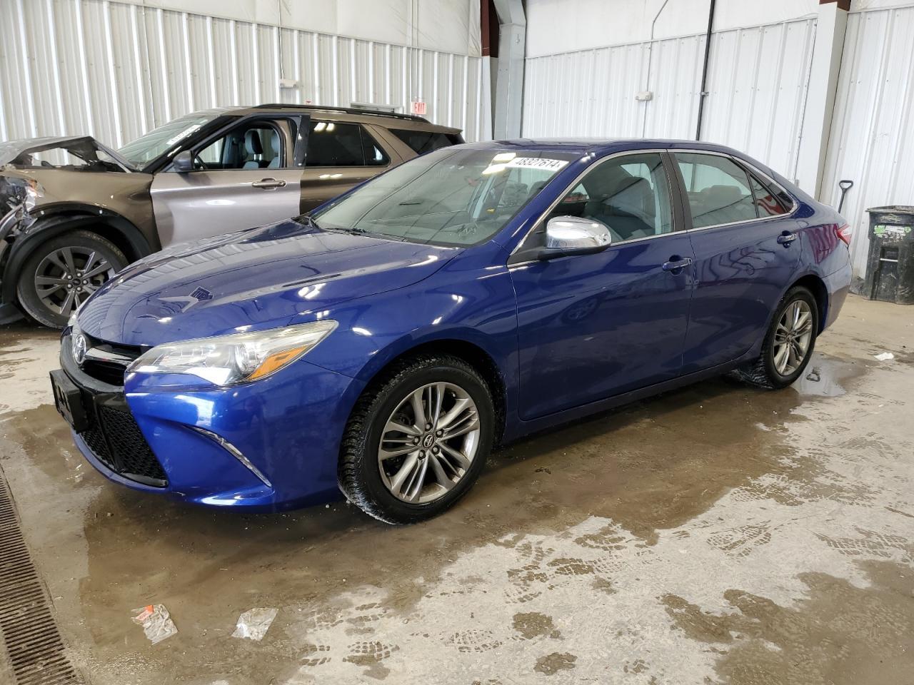 2016 TOYOTA CAMRY LE