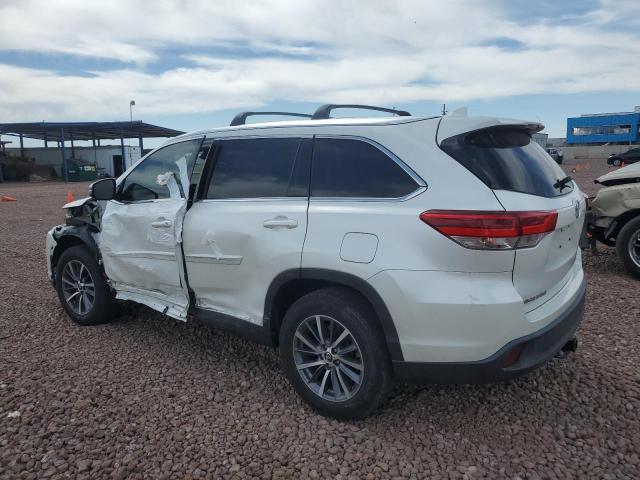 2019 Toyota Highlander Se - Фото 2