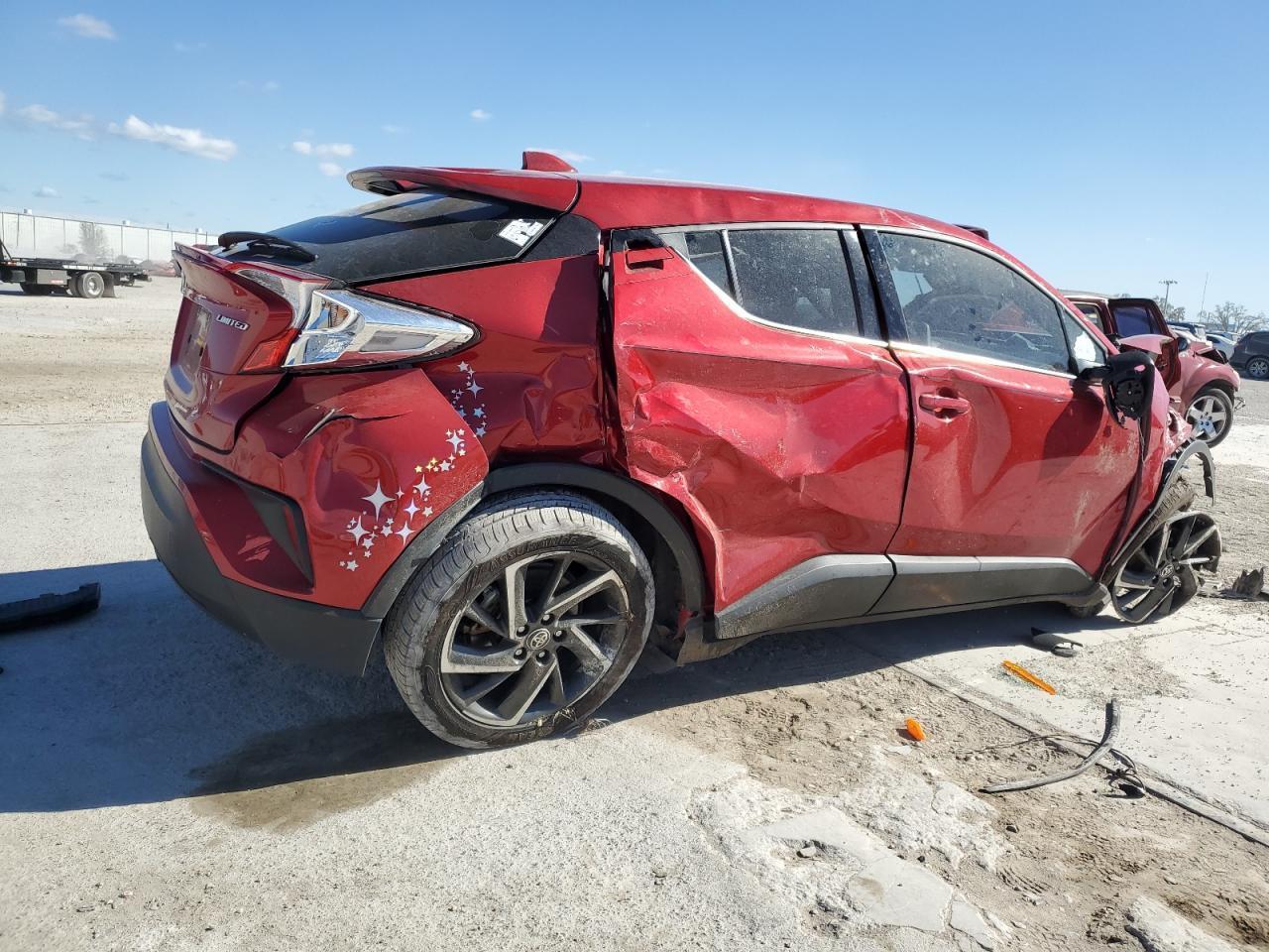 2021 TOYOTA C-HR XLE - Фото 3