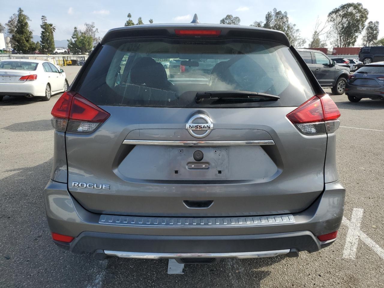 2018 NISSAN ROGUE S - Image 6