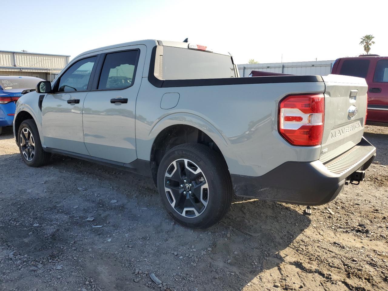 2022 FORD MAVERICK X - Image 2