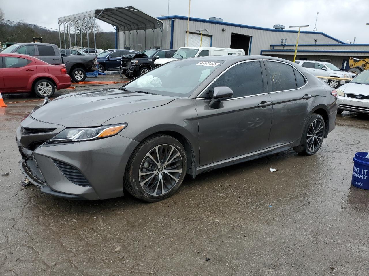 2020 TOYOTA CAMRY SE car image