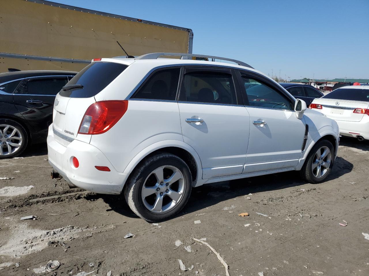 2013 CHEVROLET CAPTIVA LT - Image 3