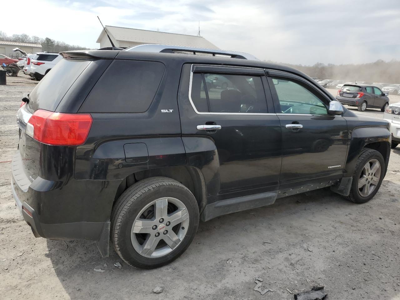 2012 GMC TERRAIN SL - Фото 3