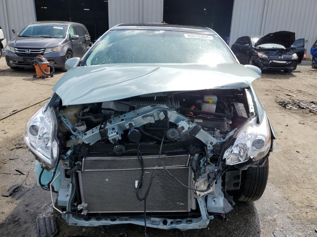 2015 TOYOTA PRIUS - Image 5