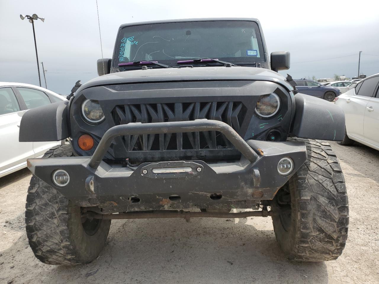 2012 JEEP WRANGLER U - Image 5