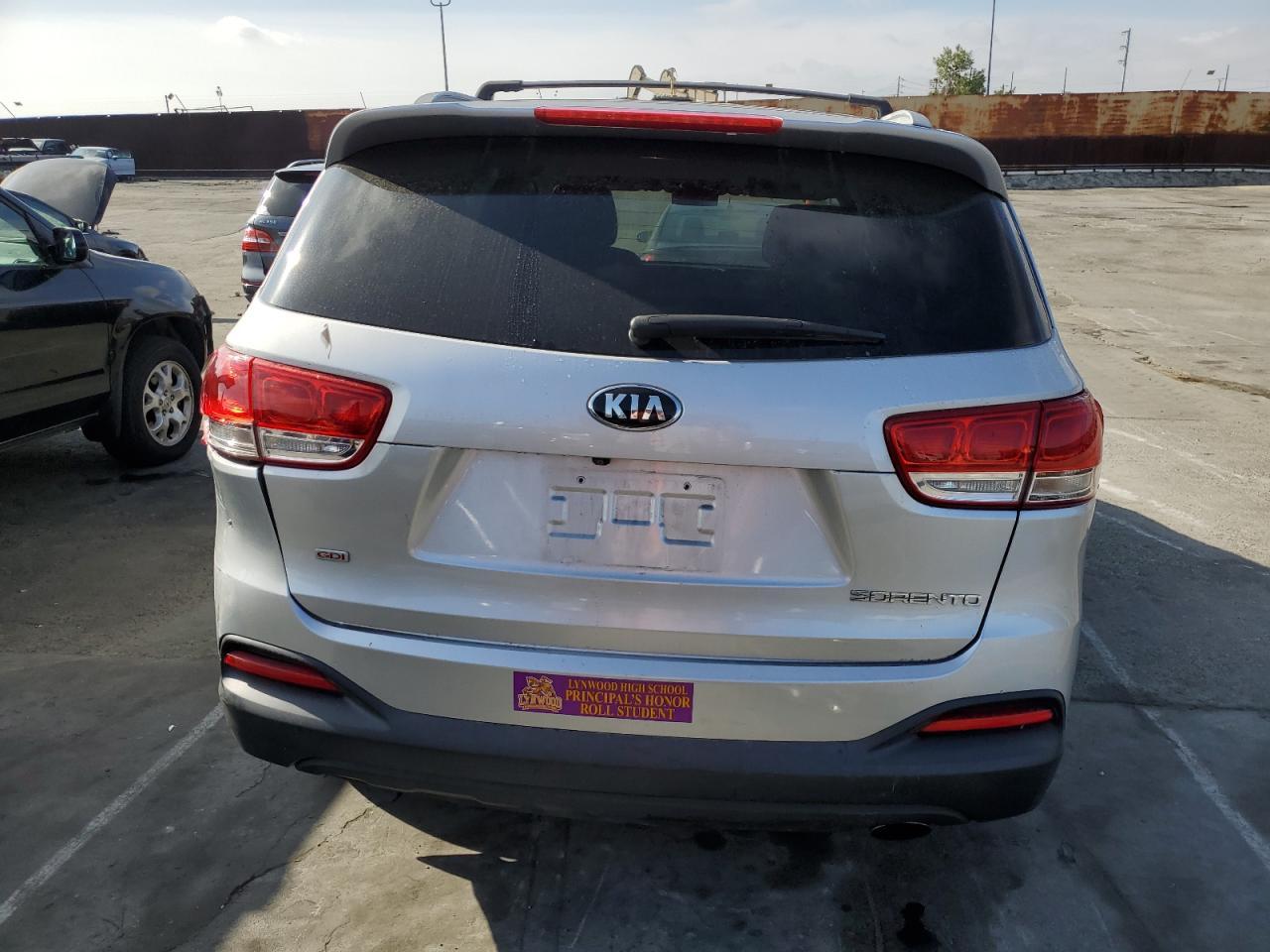 2016 KIA SORENTO LX - Image 6
