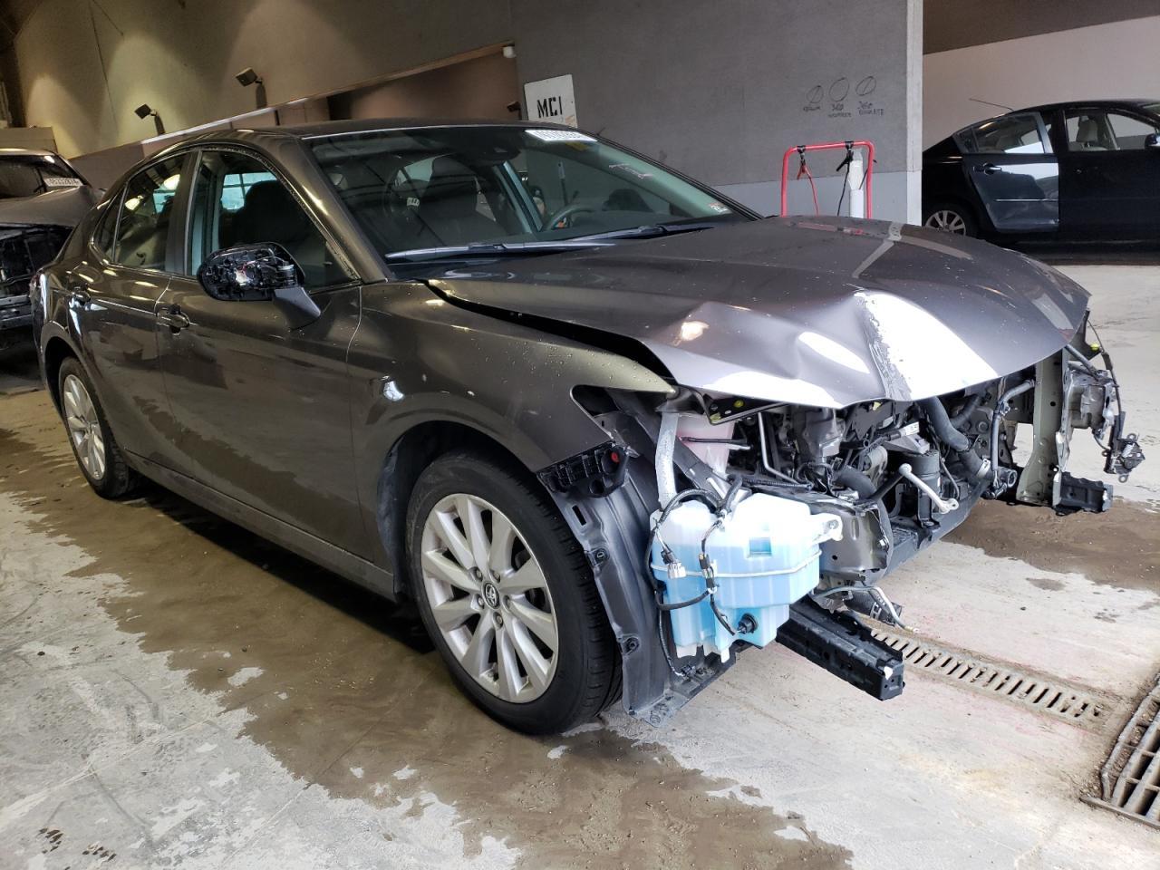 2020 TOYOTA CAMRY LE - Image 4
