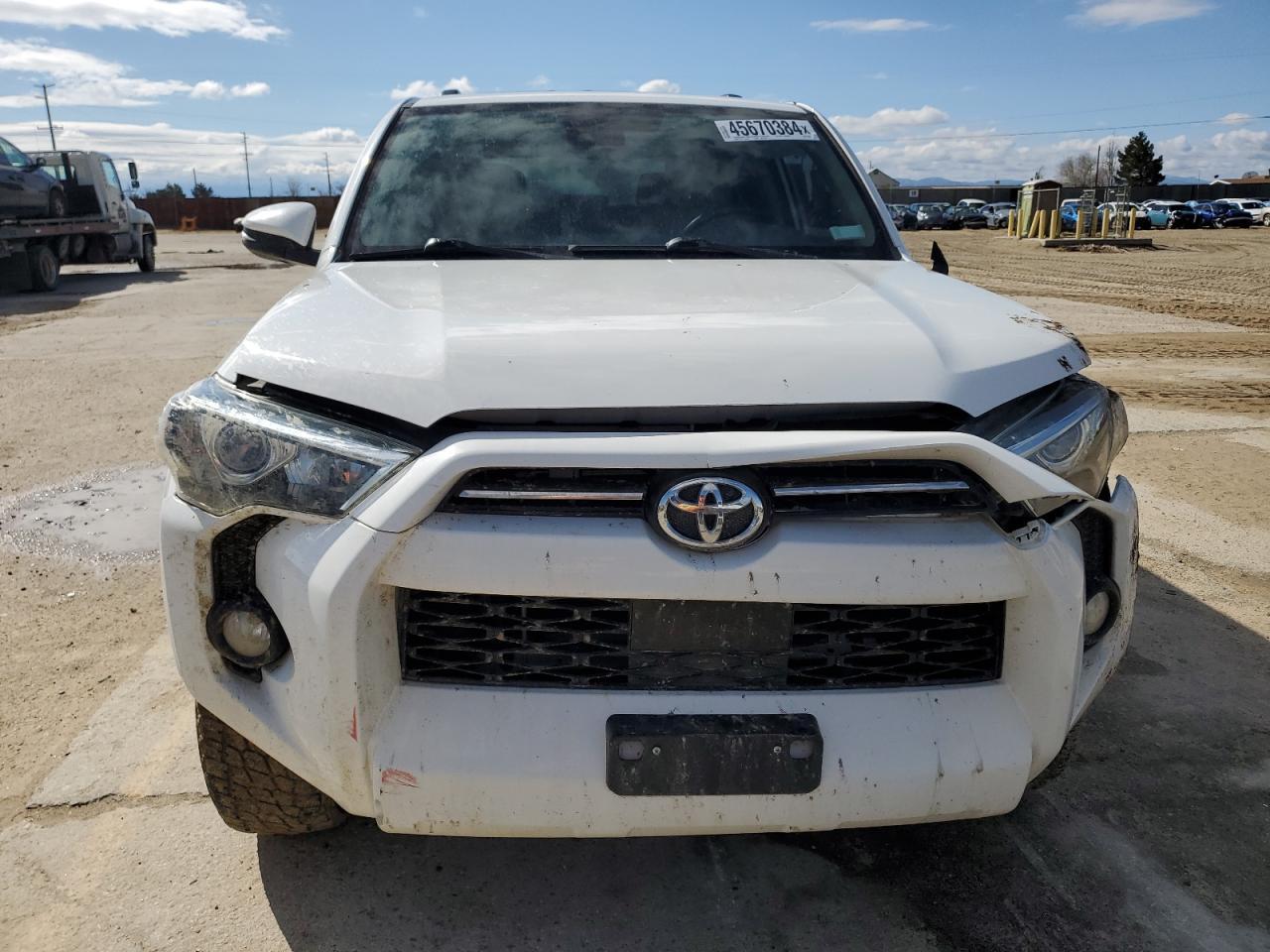 2020 TOYOTA 4RUNNER SR - Фото 5