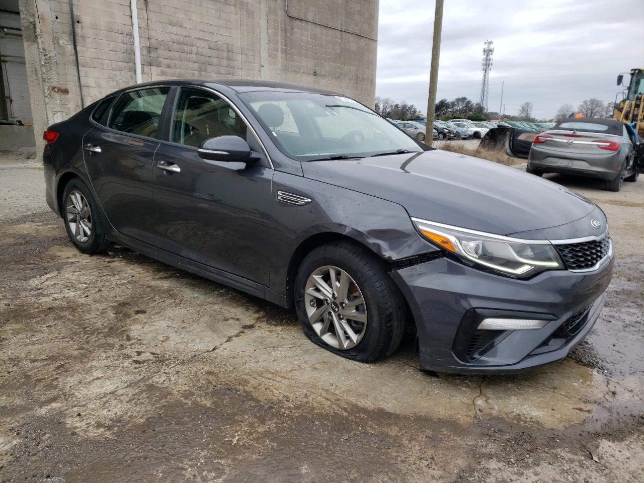 2019 KIA OPTIMA LX - Фото 4