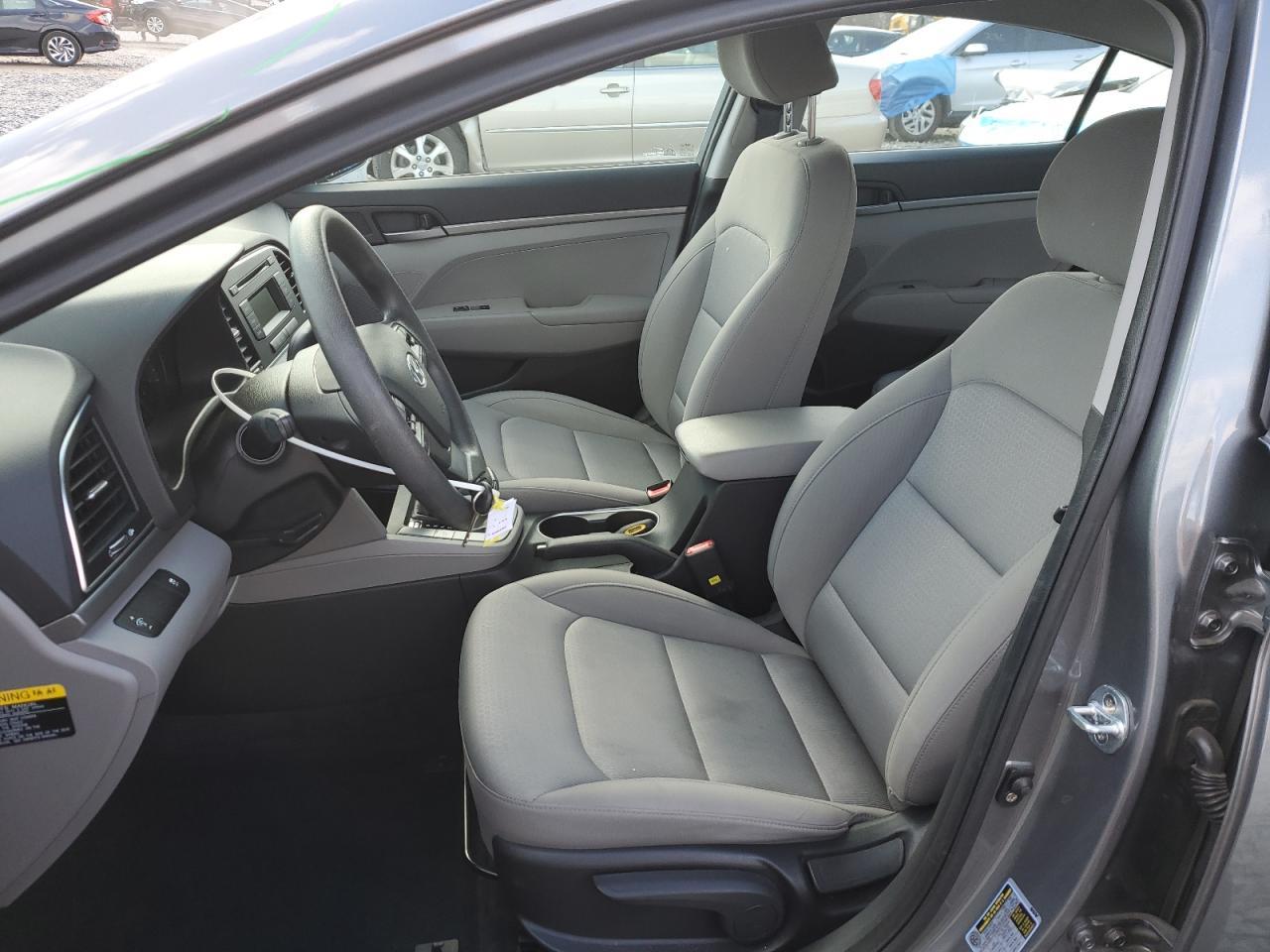 2018 HYUNDAI ELANTRA SE - Фото 7