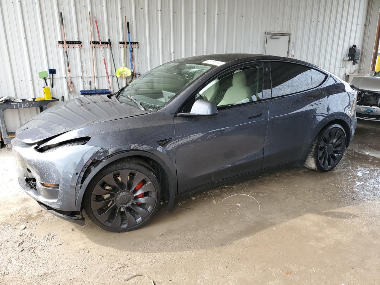 2022 TESLA MODEL Y