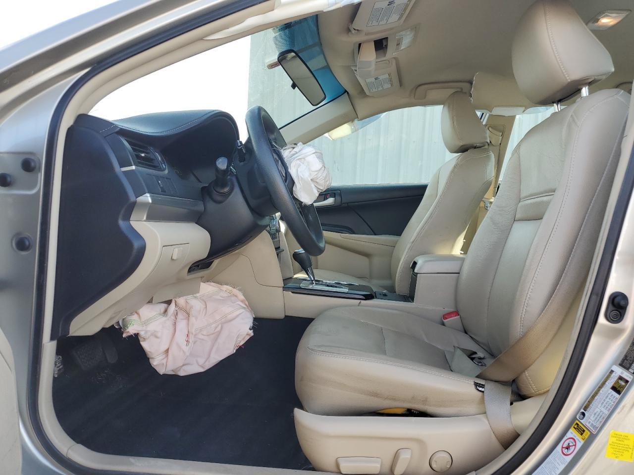 2014 TOYOTA CAMRY L - Image 7