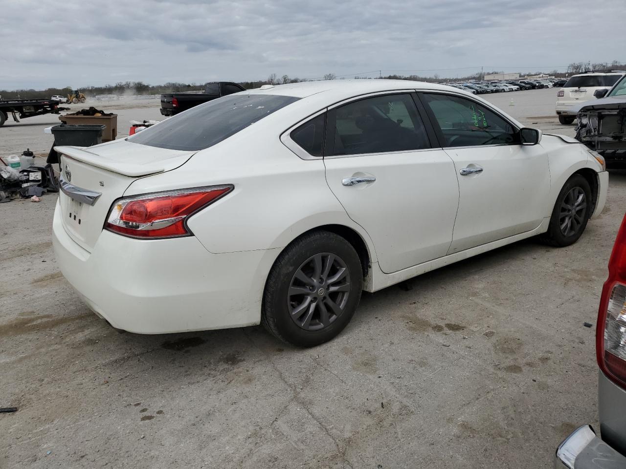 2015 NISSAN ALTIMA 2.5 - Фото 3