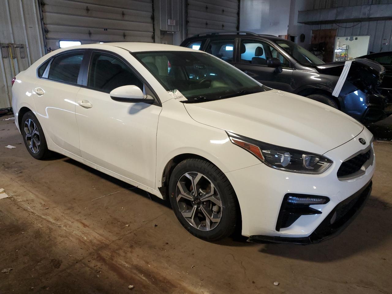 2021 KIA FORTE FE - Фото 4