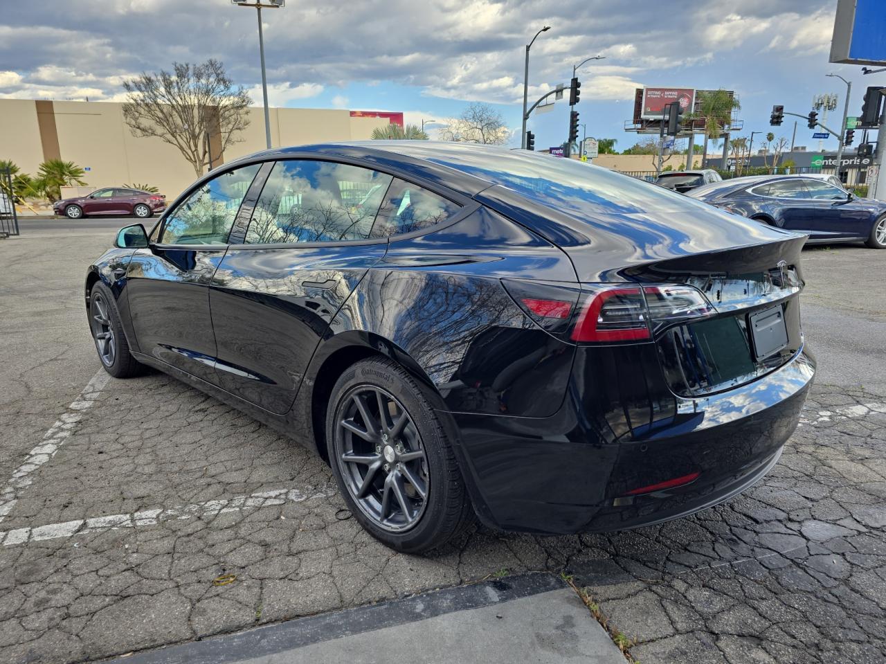 2021 TESLA MODEL 3 - Фото 3