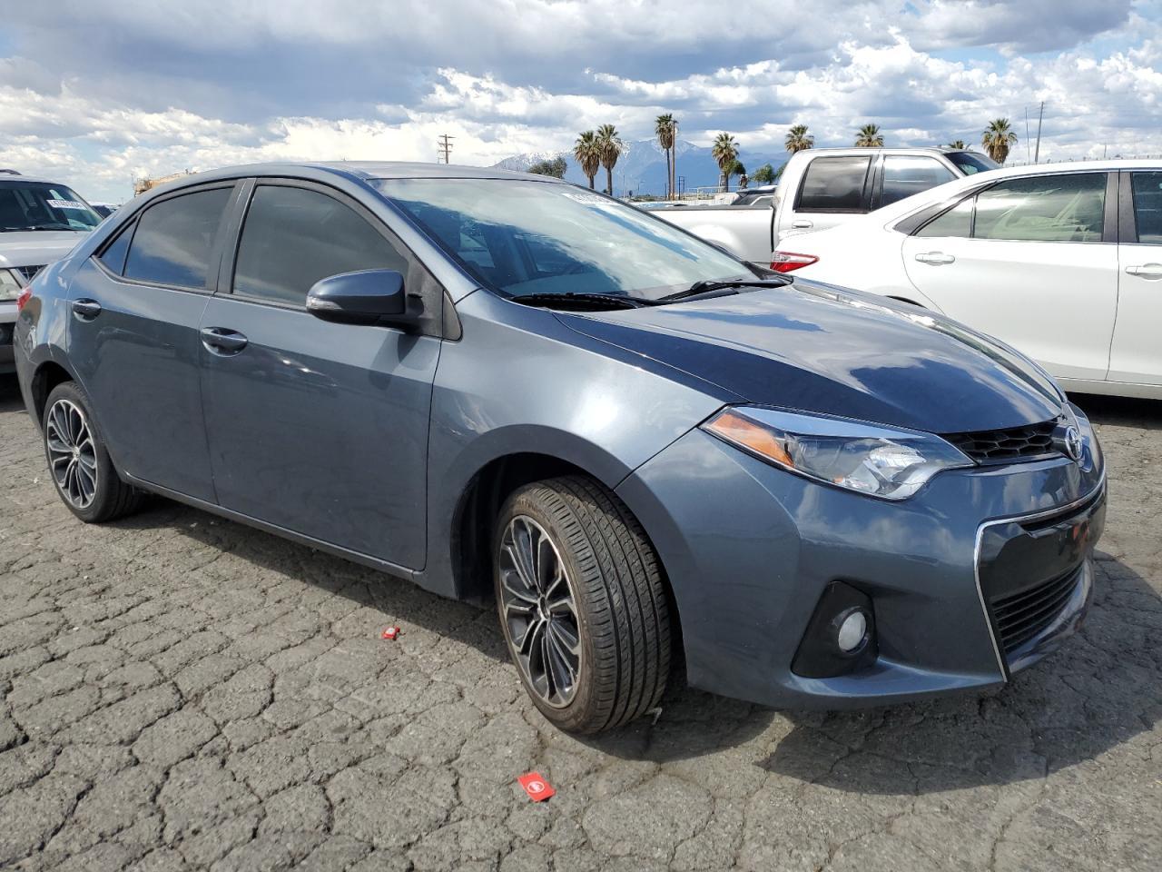 2015 TOYOTA COROLLA L - Image 4