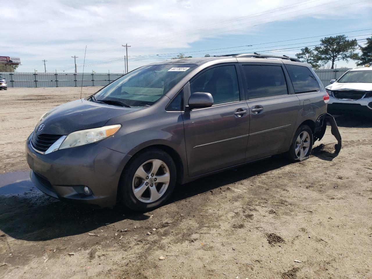 2012 TOYOTA SIENNA LE car image