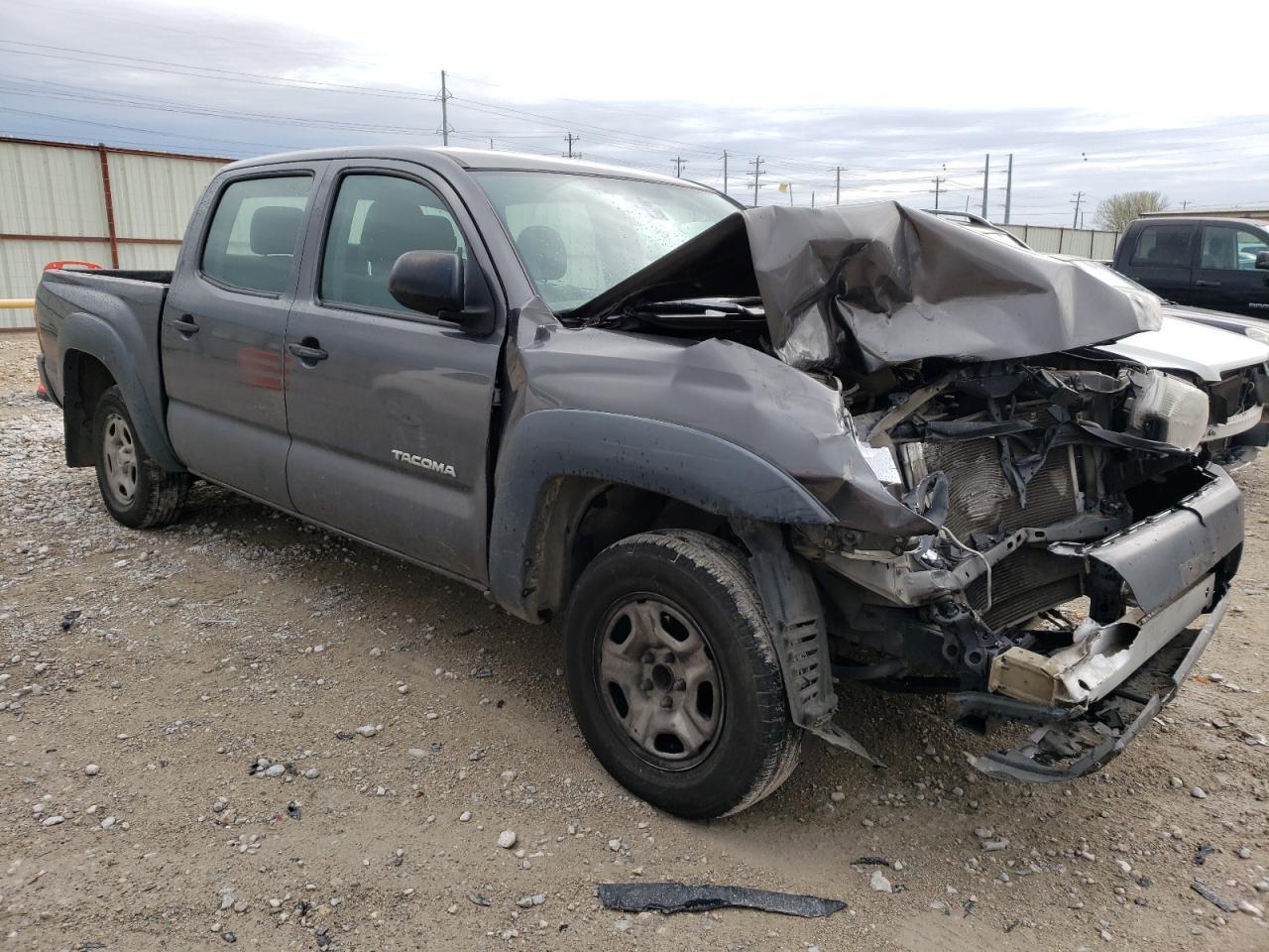 2013 TOYOTA TACOMA DOU - Image 4