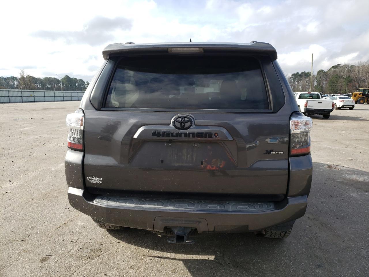 2019 TOYOTA 4RUNNER SR - Фото 6