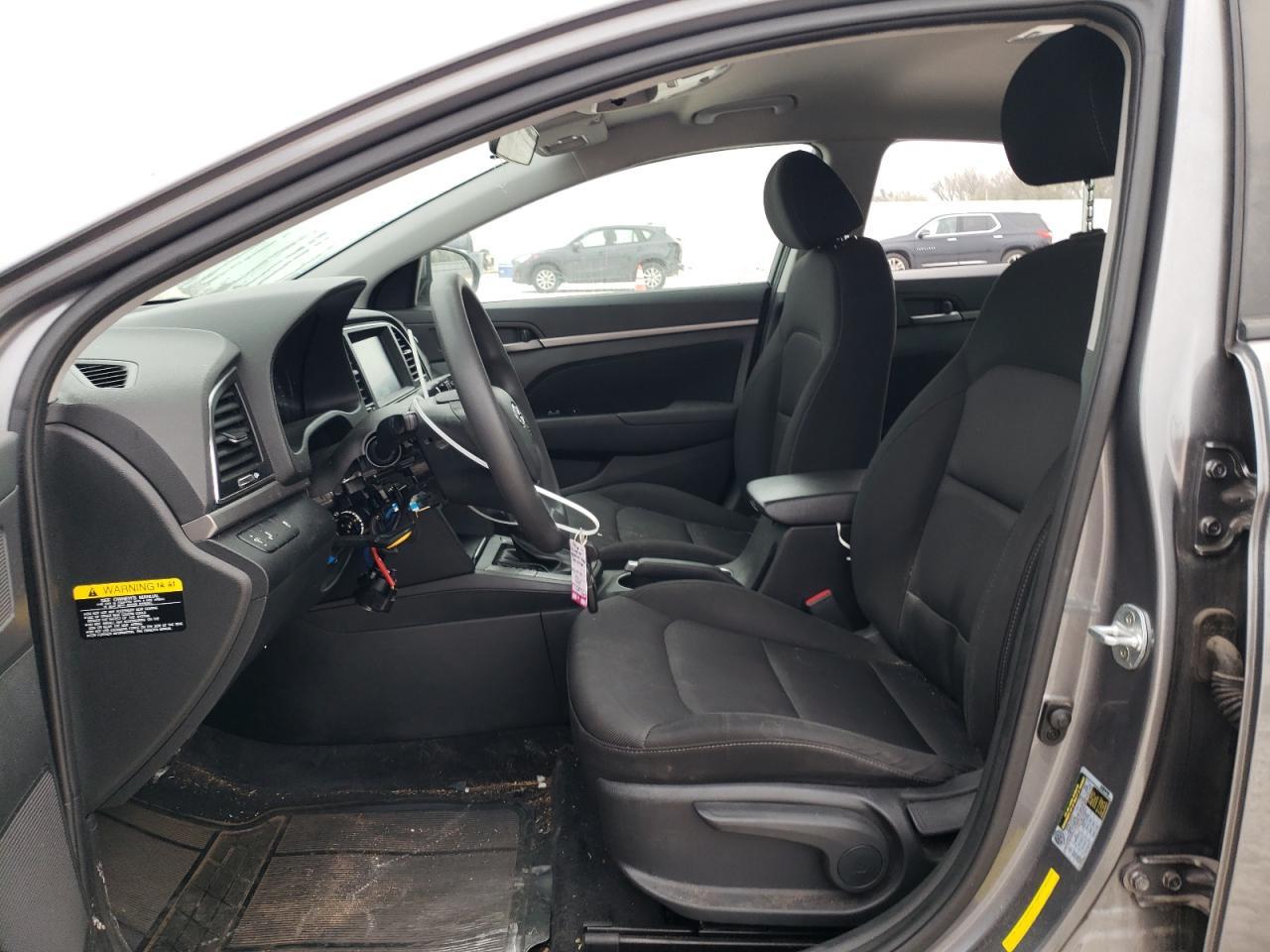 2018 HYUNDAI ELANTRA SE - Фото 7