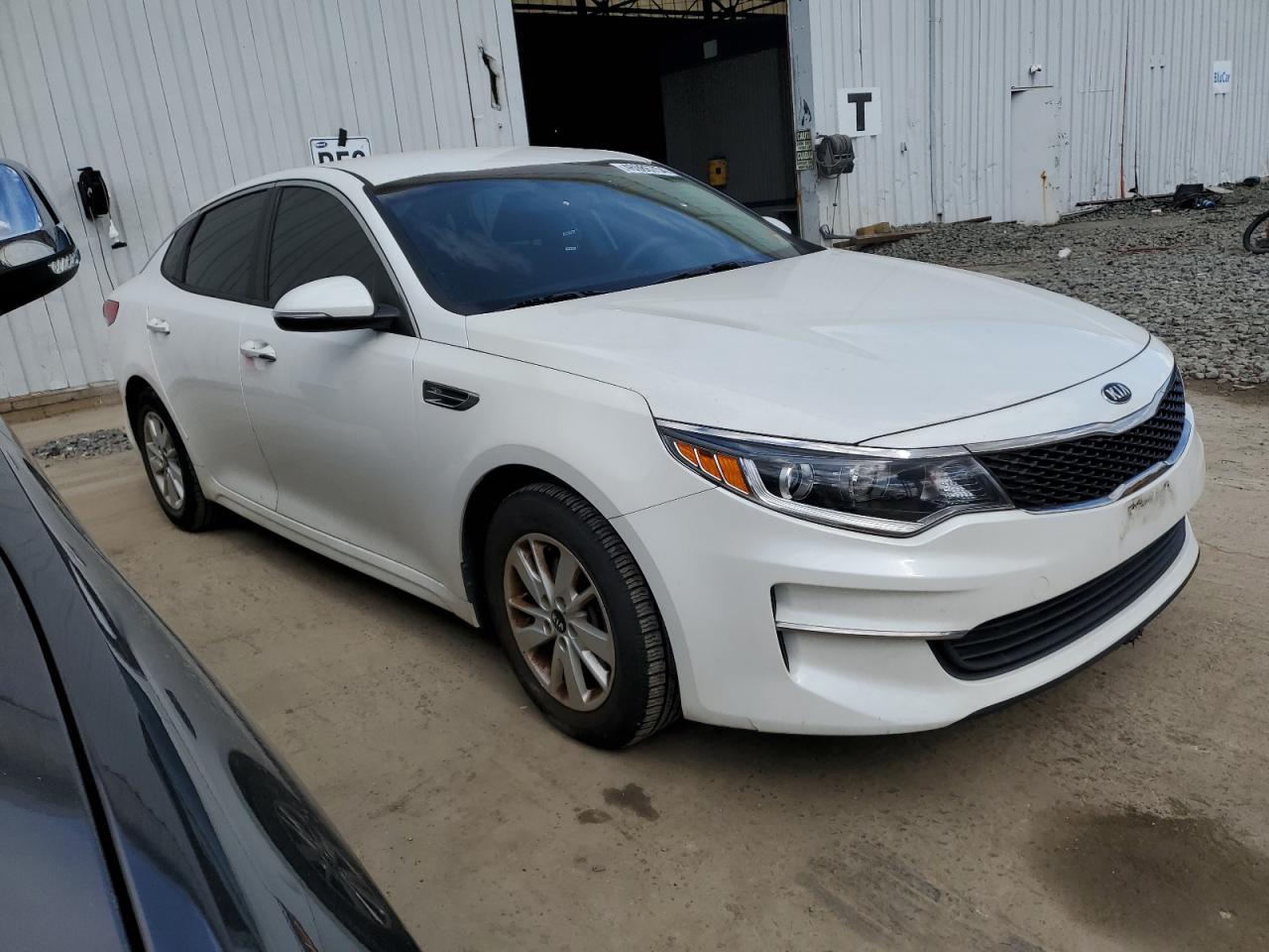2016 KIA OPTIMA LX - Image 4
