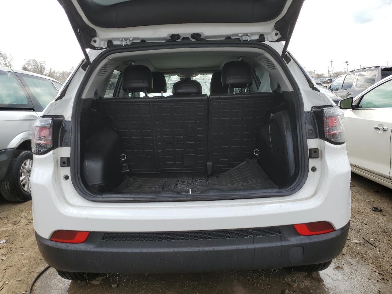 2022 JEEP COMPASS LA - Фото 6