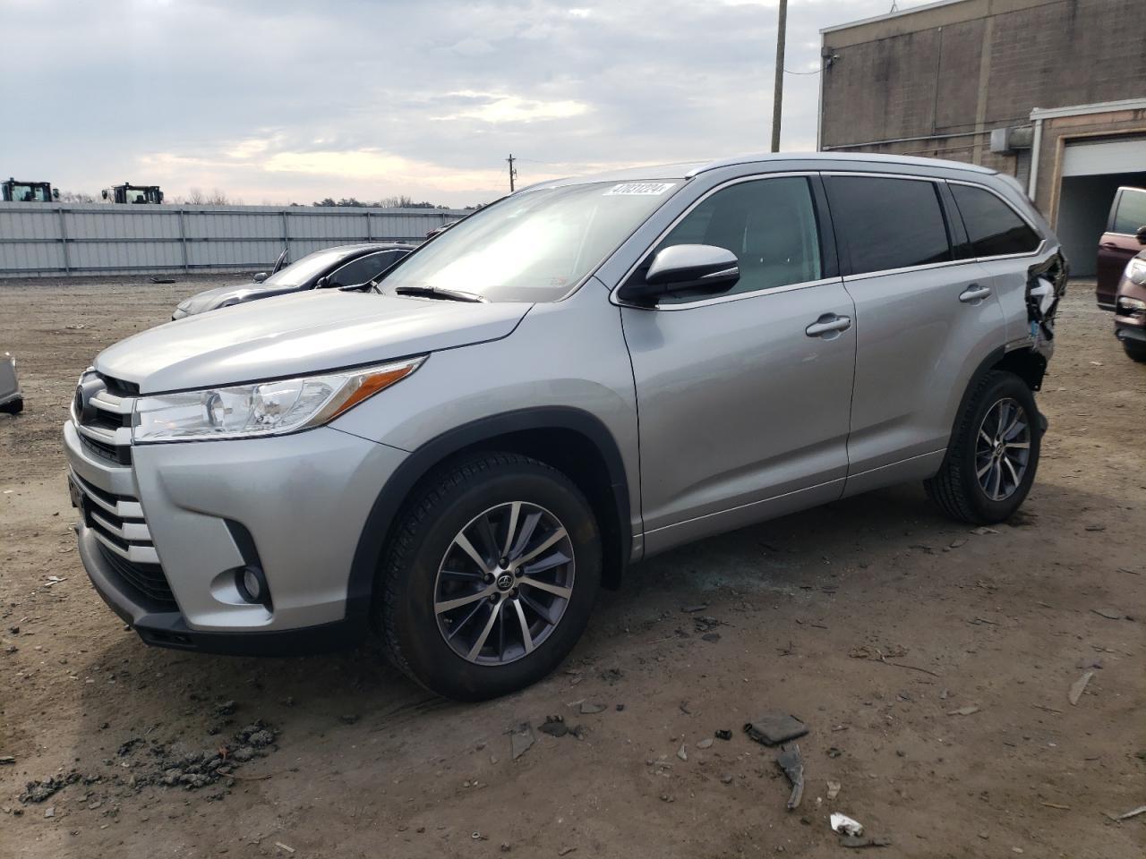2018 TOYOTA HIGHLANDER