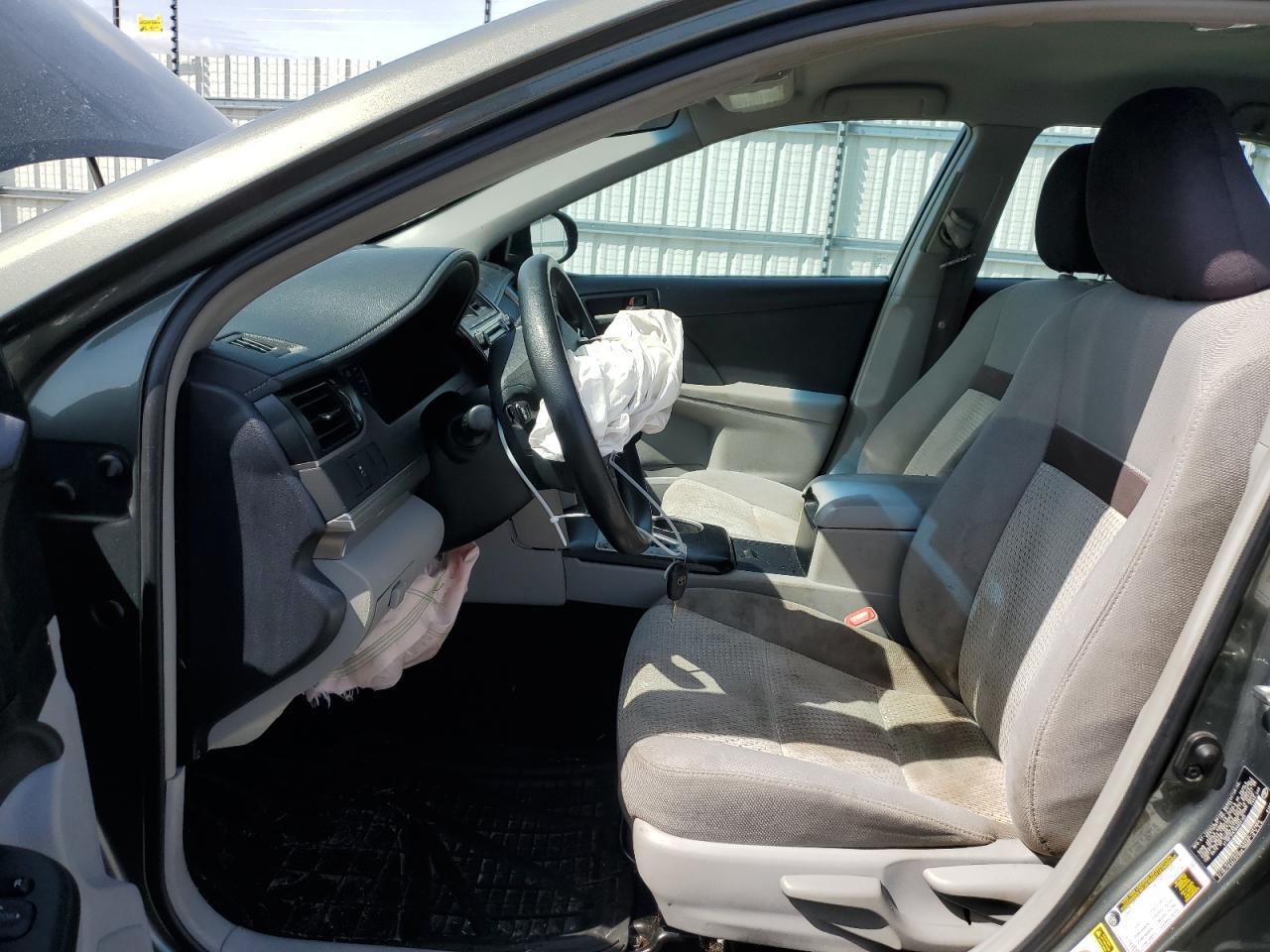 2013 TOYOTA CAMRY L - Фото 7