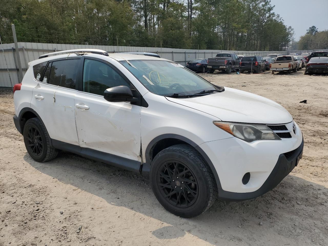 2014 TOYOTA RAV4 LE - Фото 4