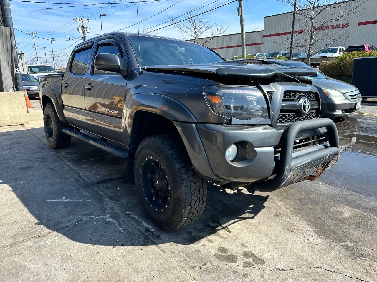 2011 TOYOTA TACOMA DOU