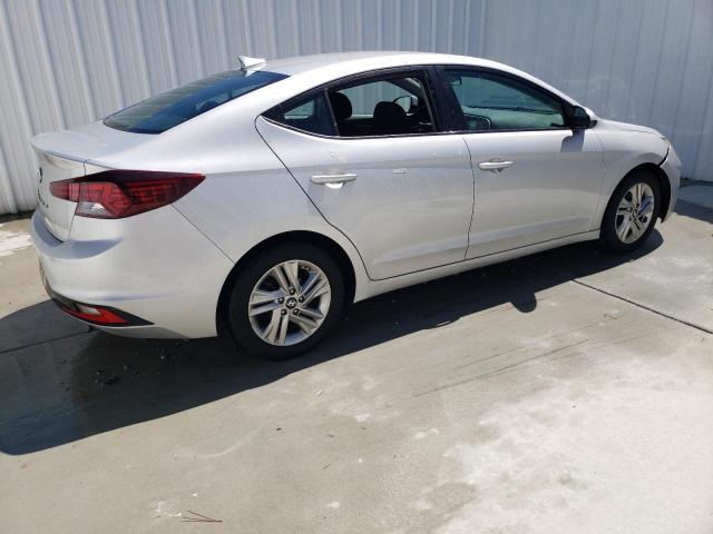 2019 Hyundai Elantra Sel - Image 3