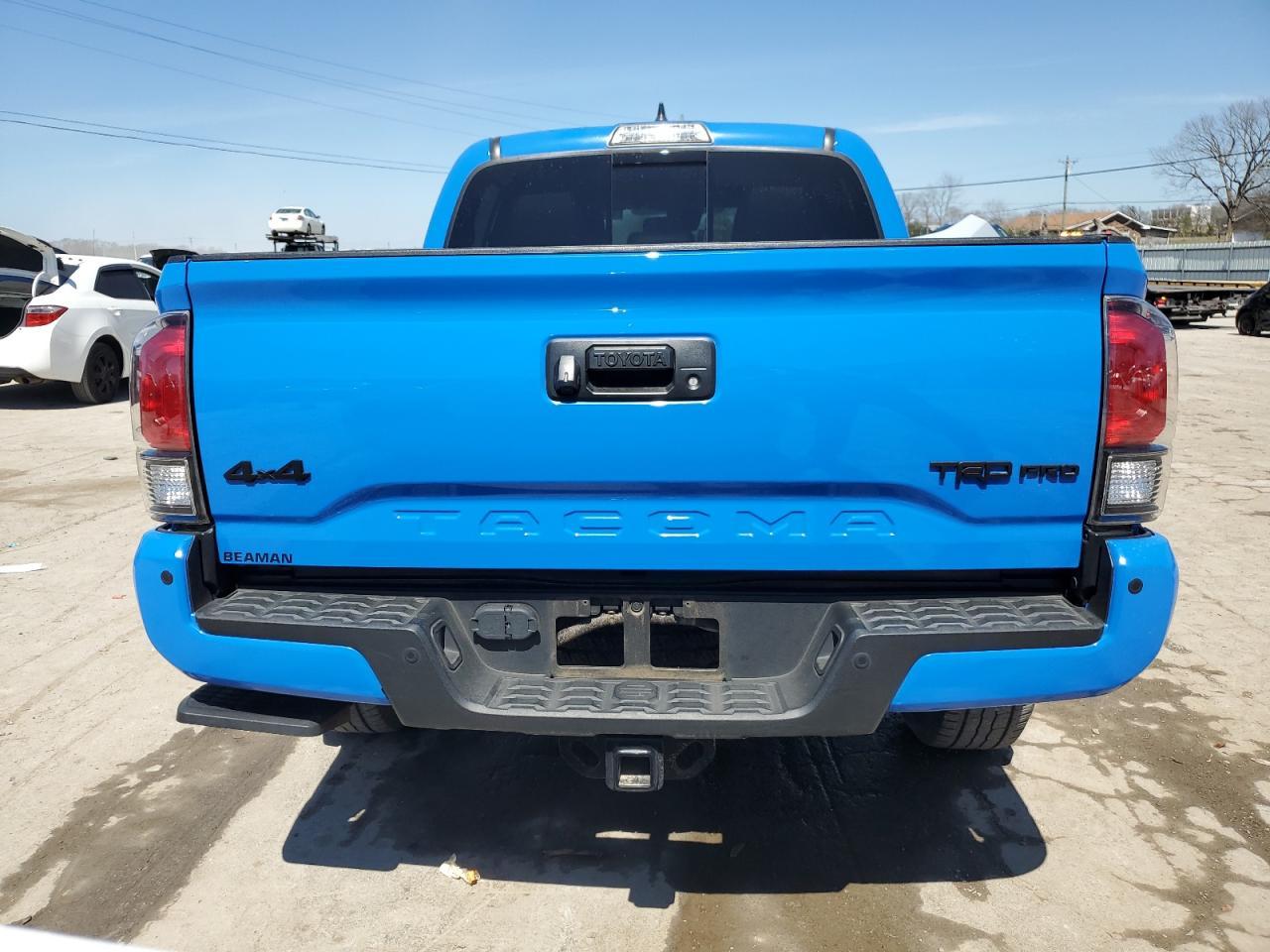 2019 TOYOTA TACOMA DOU - Фото 6