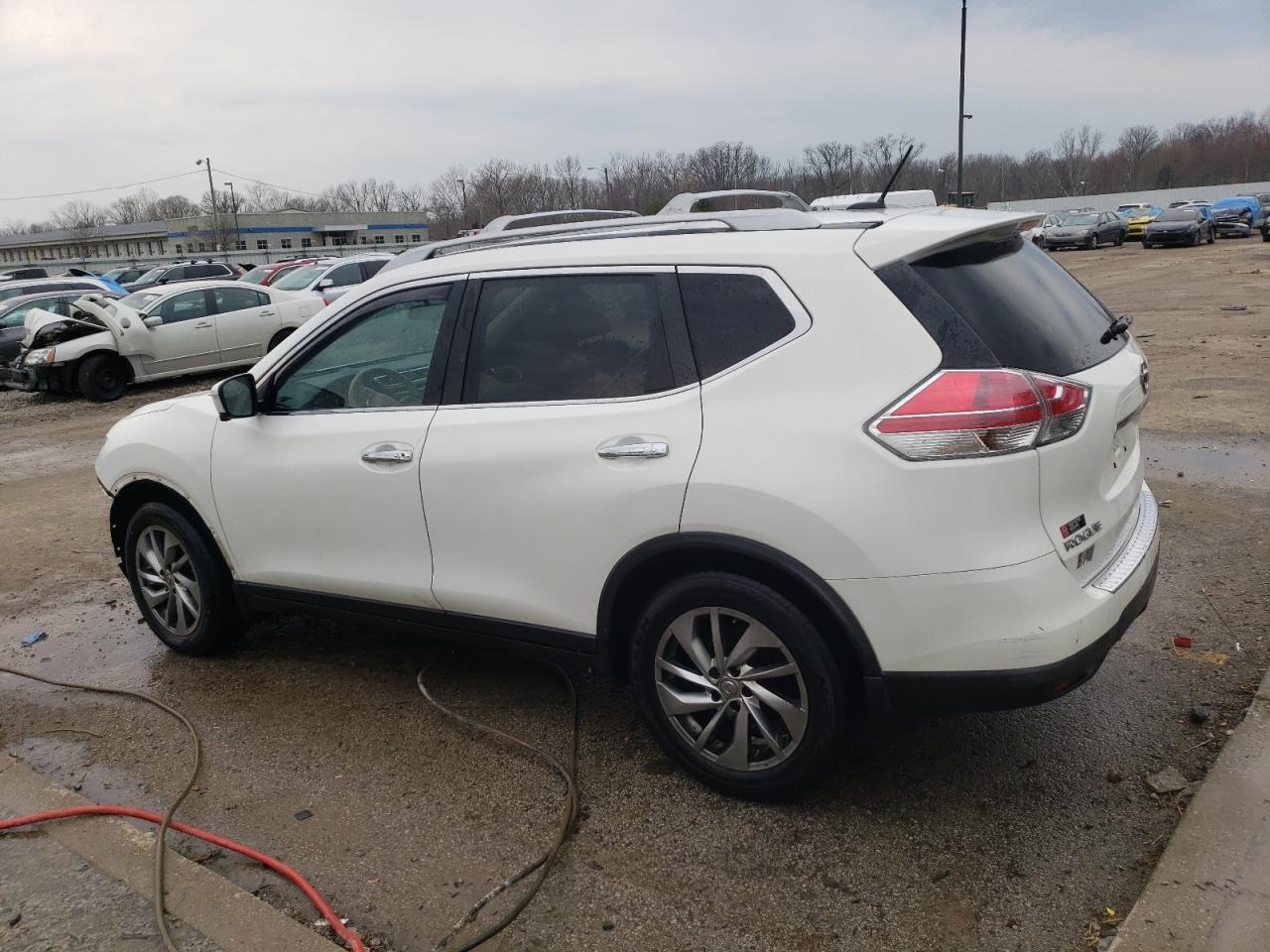 2014 NISSAN ROGUE S - Image 2