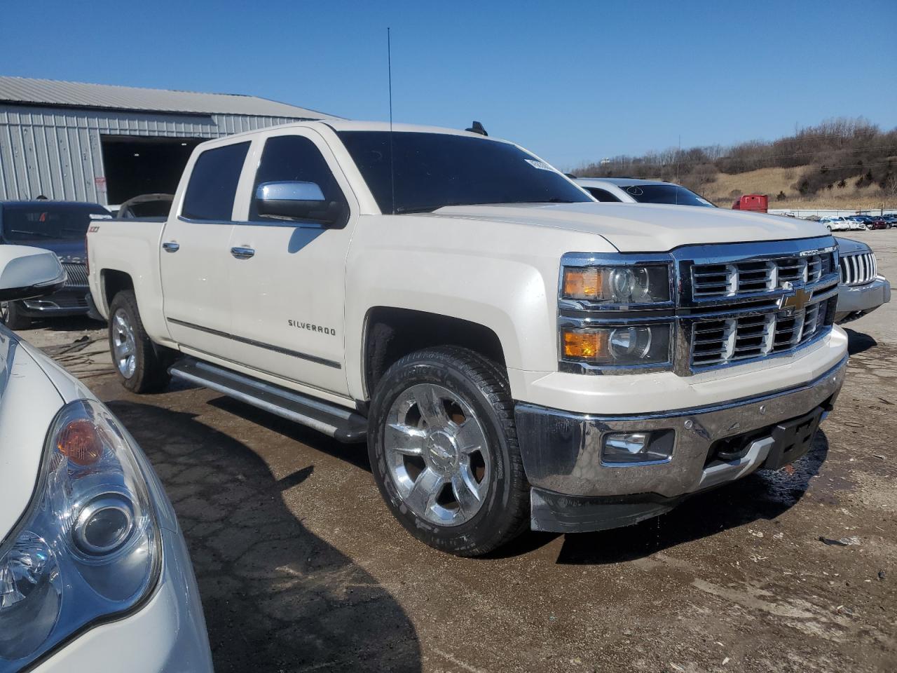 2015 CHEVROLET SILVERADO - Image 4