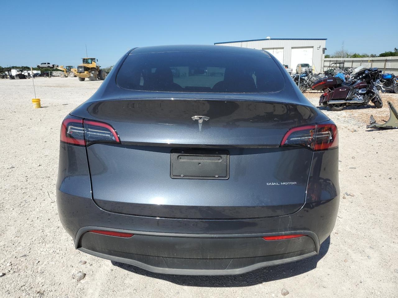 2023 TESLA MODEL Y - Фото 6