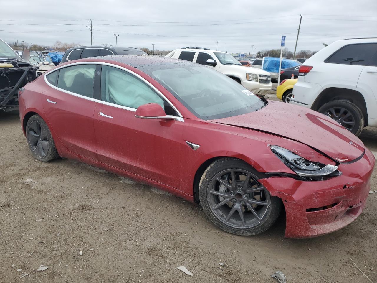 2019 TESLA MODEL 3 - Фото 4