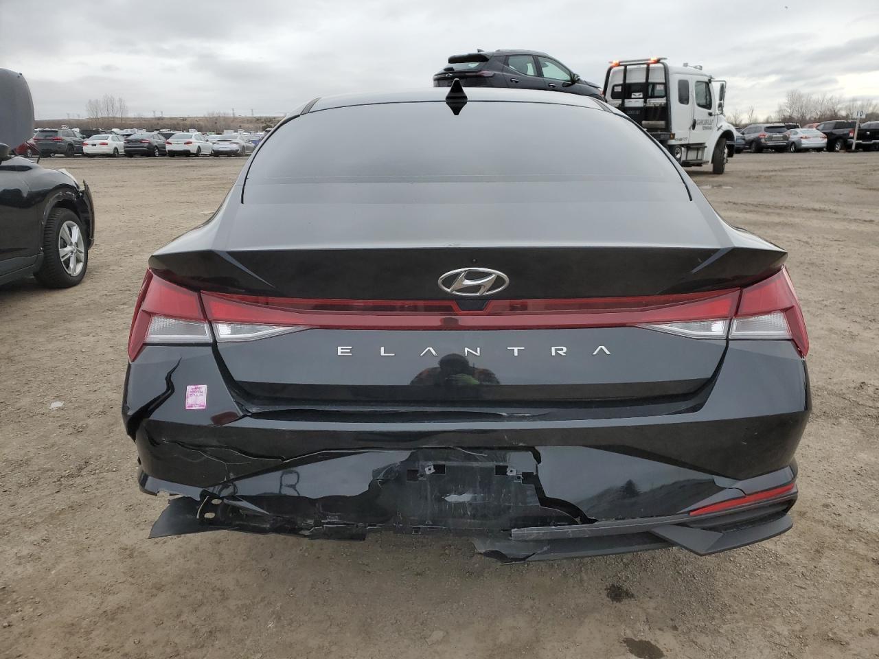 2023 HYUNDAI ELANTRA SE - Image 6