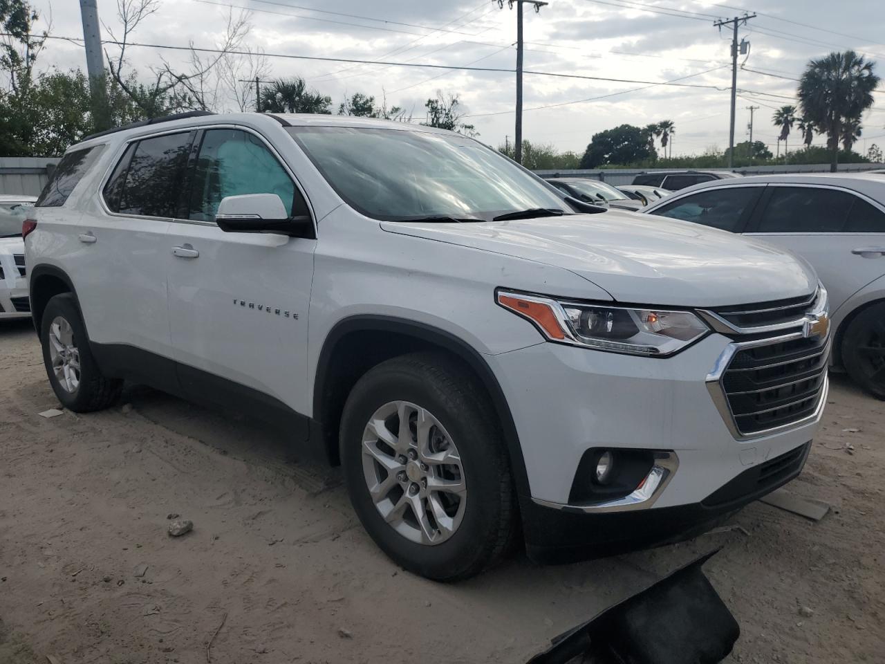 2021 CHEVROLET TRAVERSE L - Image 4