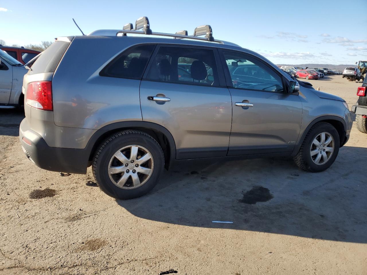 2012 KIA SORENTO BA - Image 3
