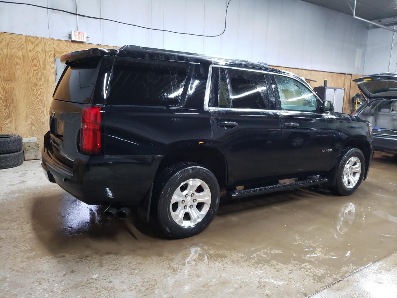 2019 CHEVROLET TAHOE K150 - Фото 3