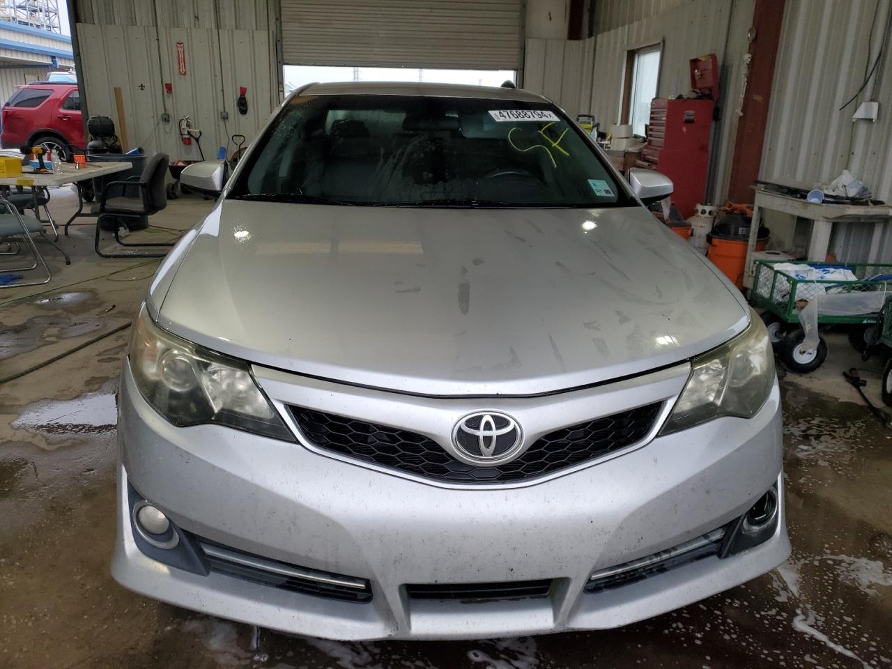 2013 TOYOTA CAMRY L - Фото 5